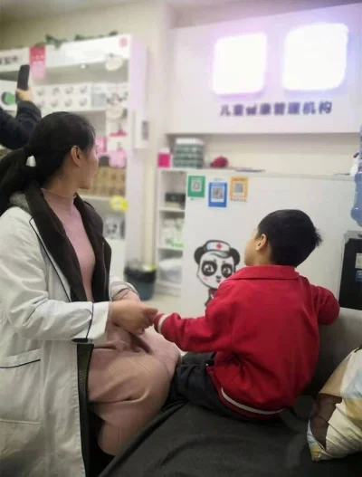 跟小美医生学打针小游戏-寓教于乐学打针